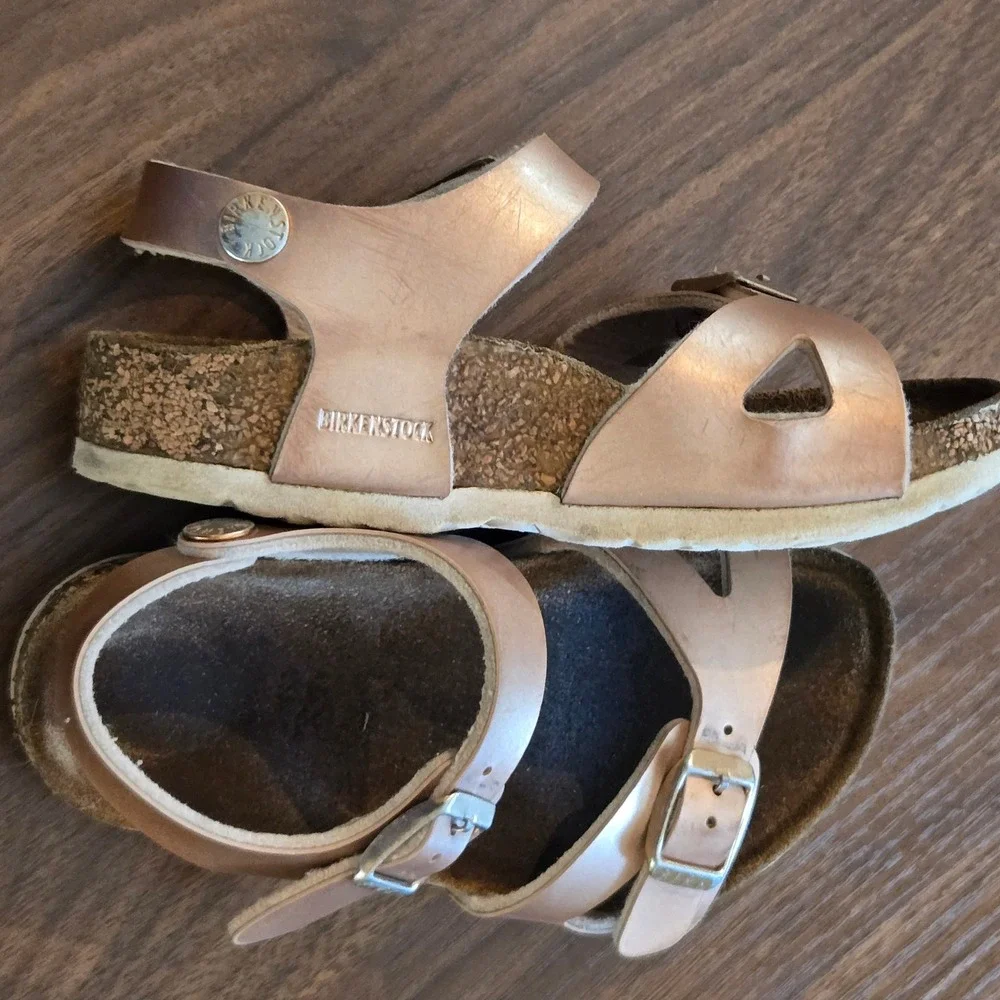 Birkenstock Rio Kids Rose Gold Metallic Leather Sandals Backstrap Shoes EU26/9C